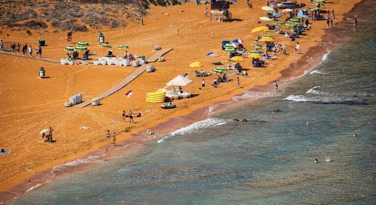 Photo Beach cover-up